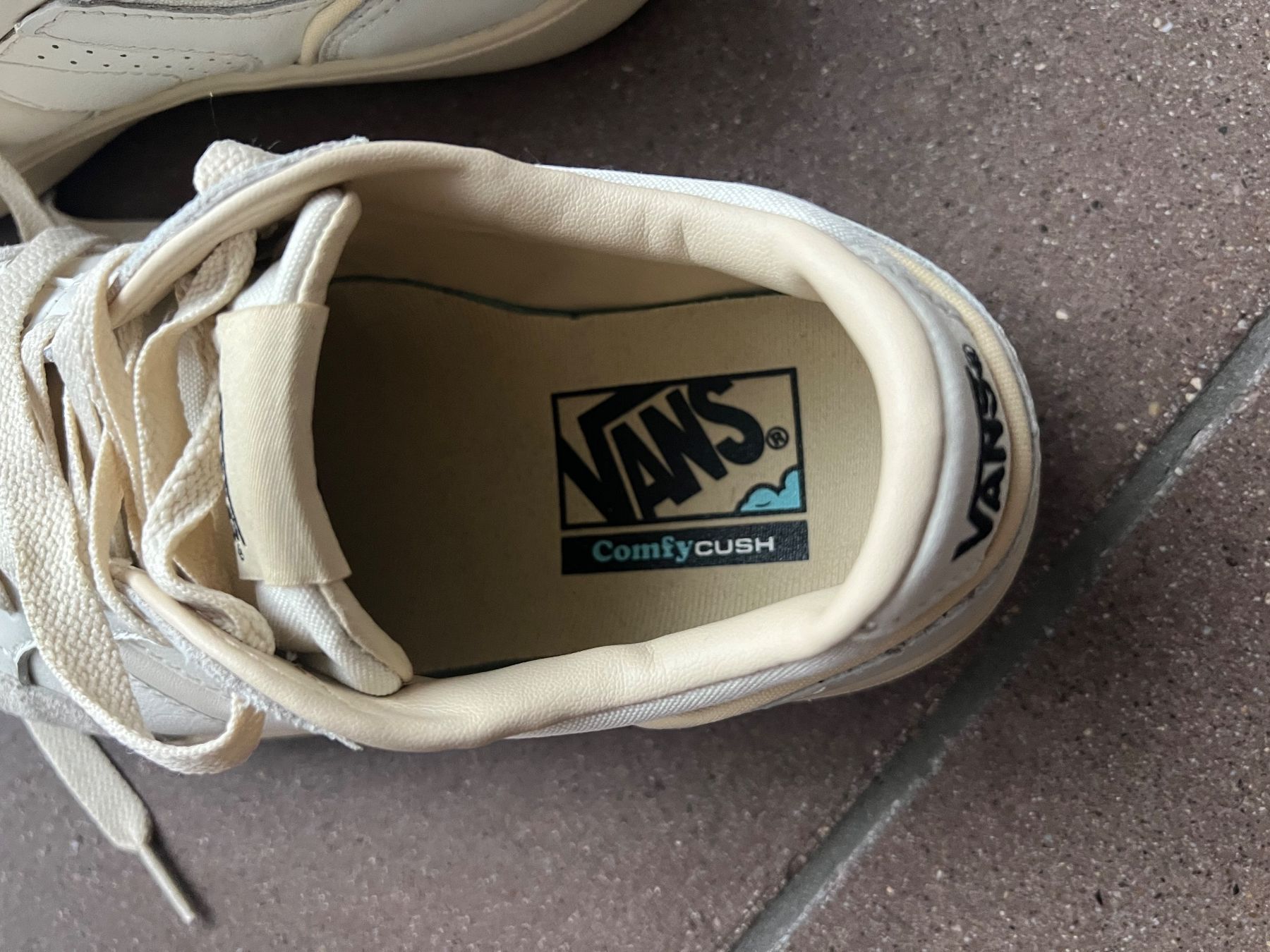 Vans Scarpe da uomo: Vans Lowland Cream/Beige – Usato da Frauenfeld venduto da sergeant_pepper 3