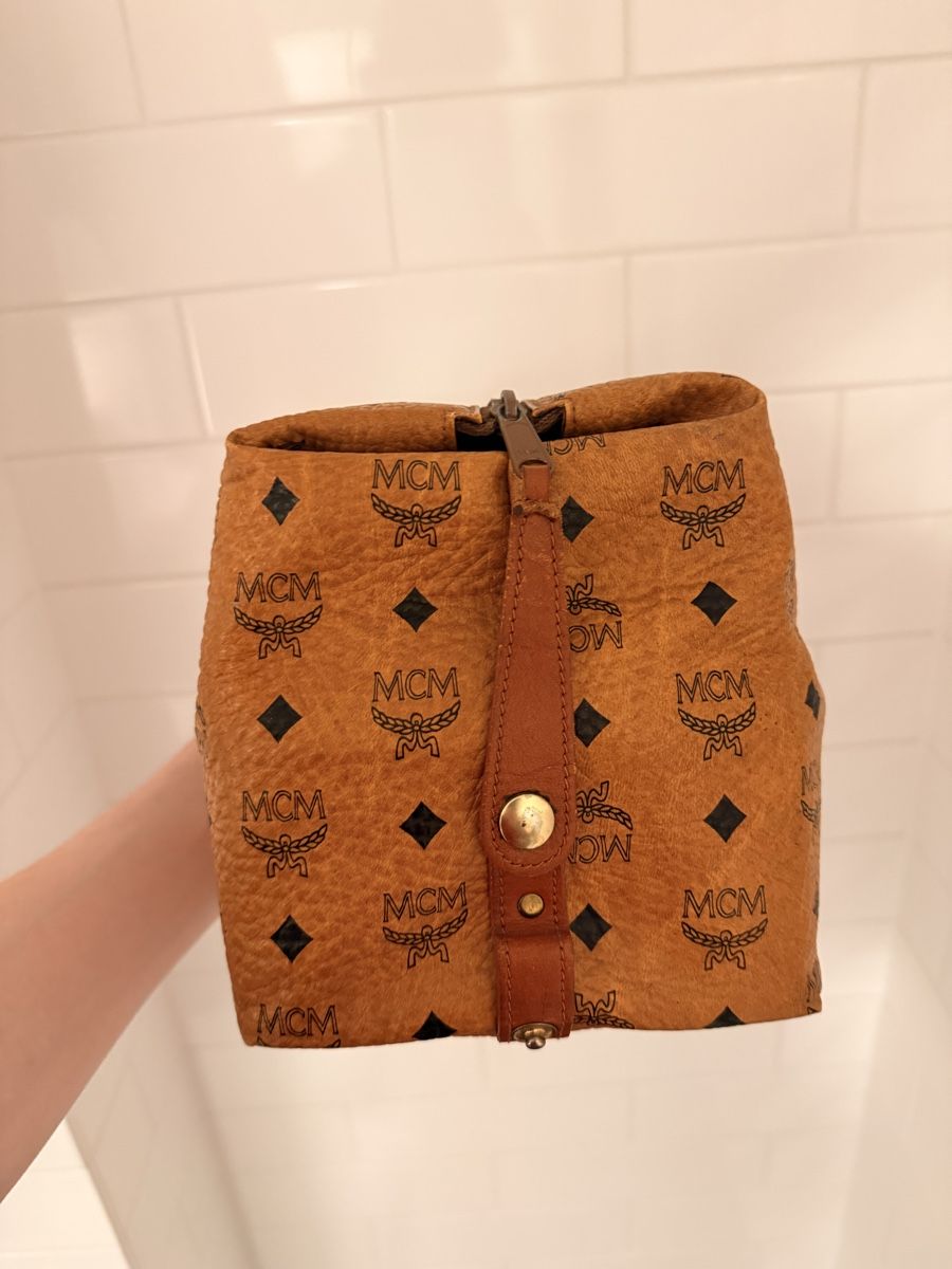 Mcm Custodie per cosmetici: MCM Vintage Kosmetiktasche – Usato da Basel venduto da tomsfashion01 1