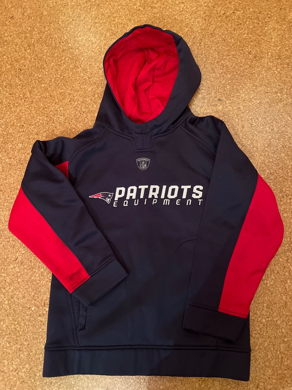 NHL Maglioni & Felpe: Patriots NFL Kapuzenpulli Grösse 10-12 years – Usato da Schüpfen venduto da ker_2bl9