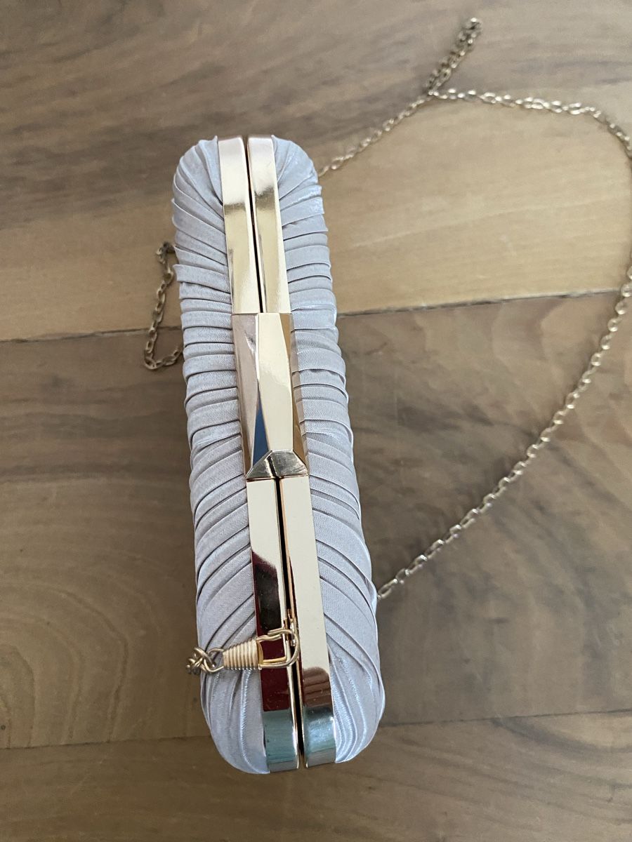 Sacs femmes: clutch mit Goldkette – D'occasion à Wiesendangen par Vegas2000 2