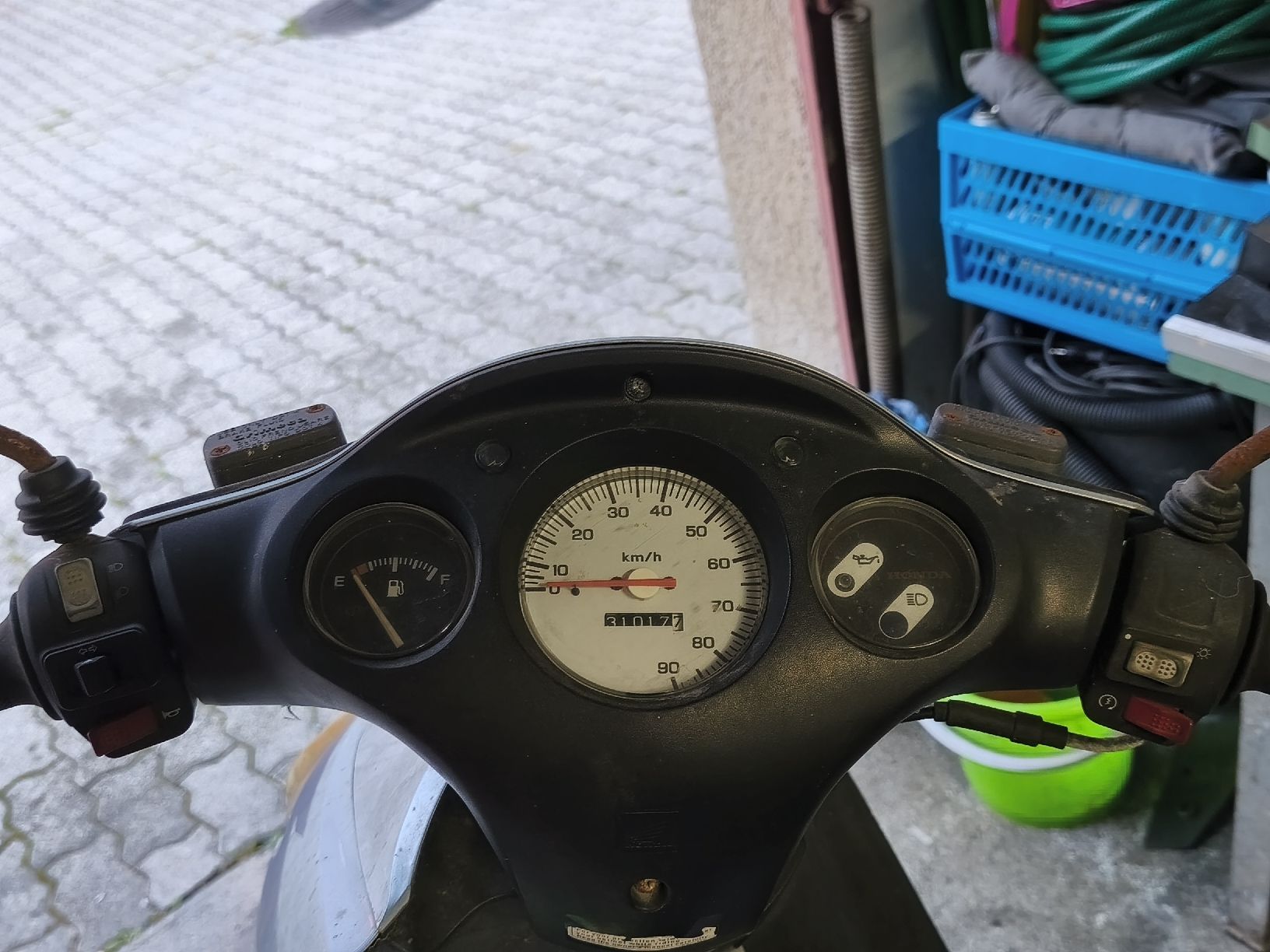 Honda Scooters: Honda SZX50X  – D'occasion à Domat/Ems par drive3000 4