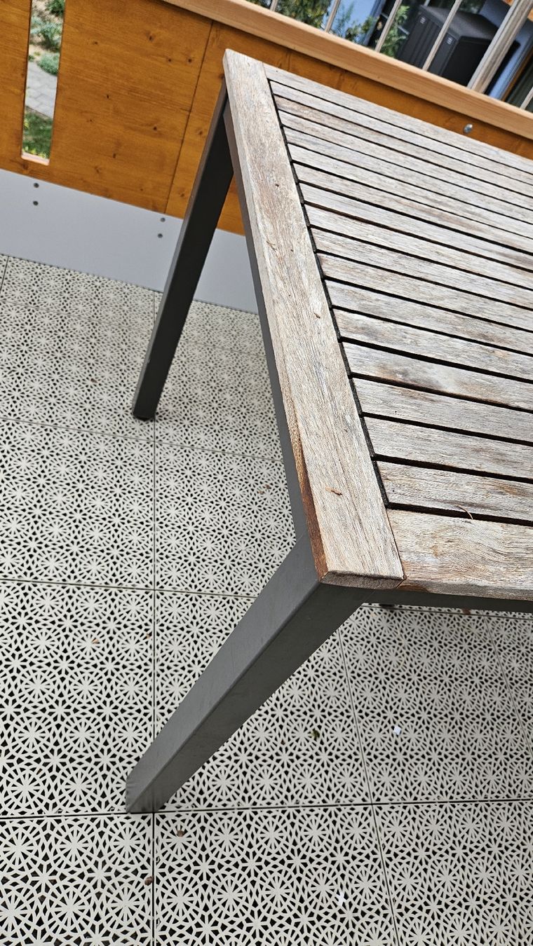 Tische: Gartentisch – Gebraucht aus Frutigen von dts_772s 1