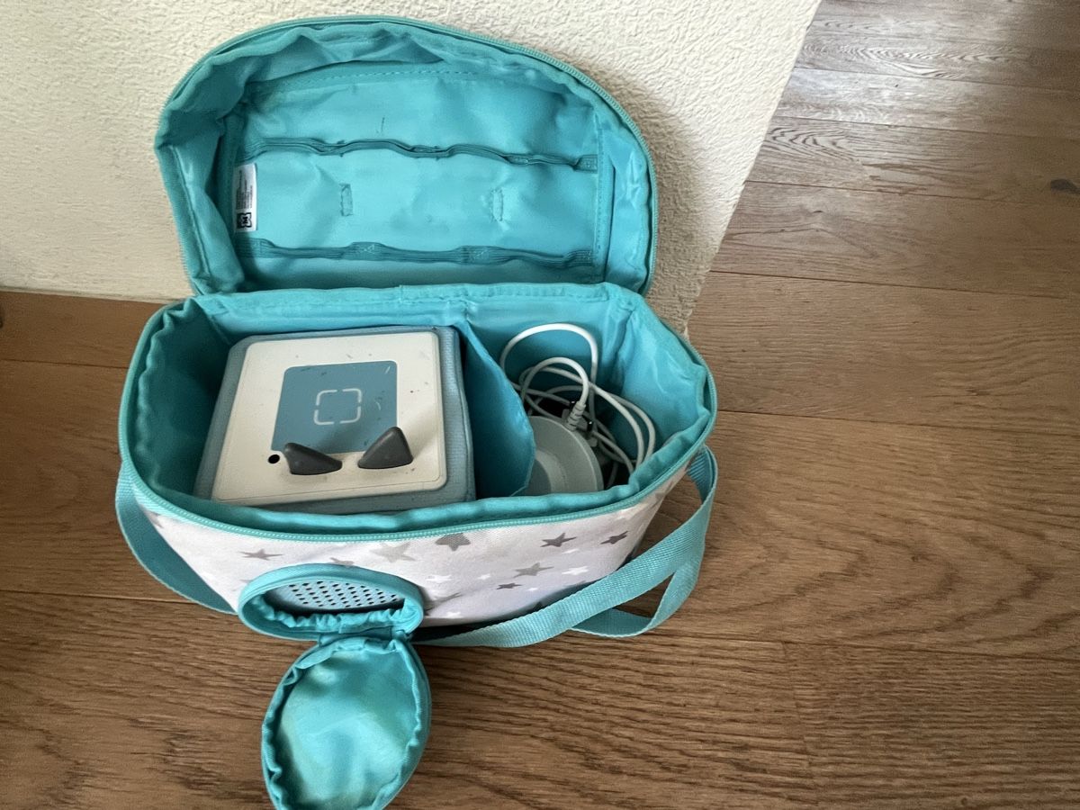 Tonies Spielzeuge: Tonie Box hellblau mit Ladekabel und Tasche – Gebraucht aus Dierikon von nido3 2