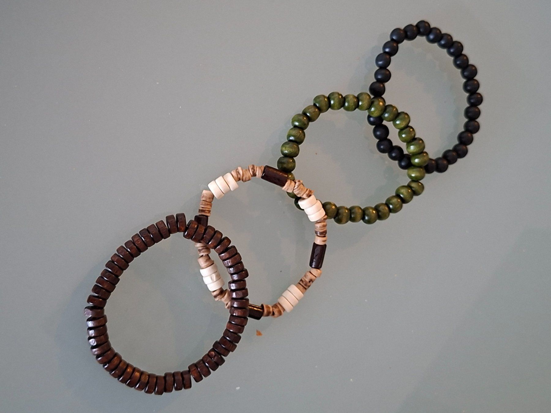 Bracelets: 4 schöne Armbänder Neuwertig – Neuf (Voir description) à Reinach AG par nicki024 2