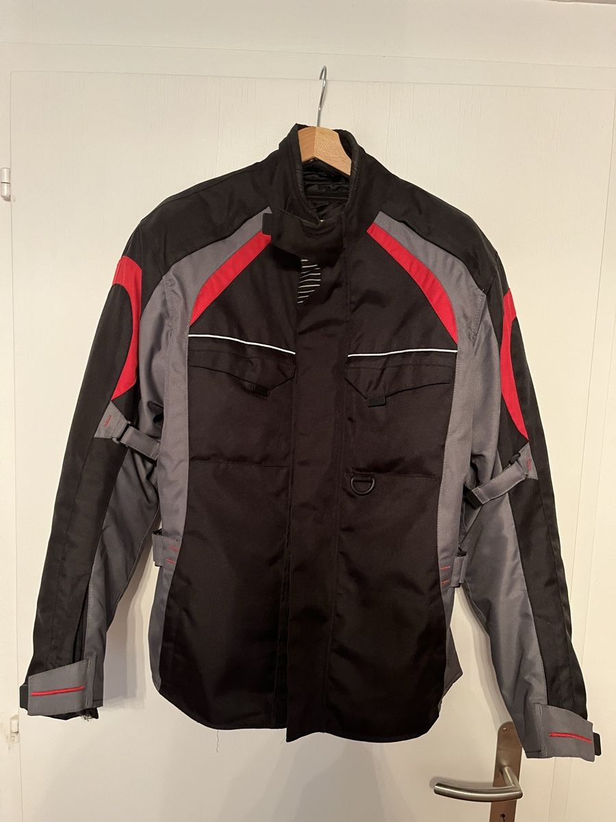 Jacken: Motorradjacke – Gebraucht aus Oberhofen Thun'see von Kaminfeger35