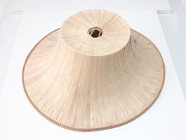 Thailändischer Strohhut - Chapeau thailandais en paille
