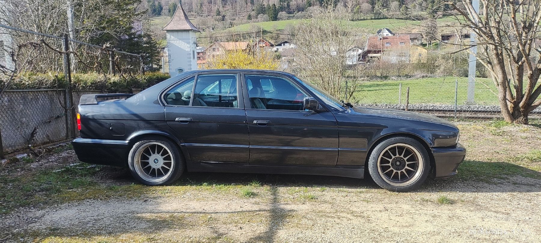 BMW Automobili: Bmw 535i 1989 – Difettoso da Cortébert venduto da Motocross3