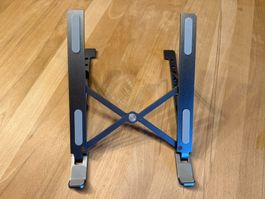 Computer- und Tablet-Ständer