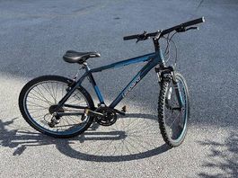 A vendre vélo enfant 24  pouces Leopard
