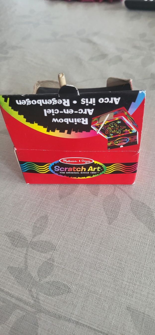 Kits de loisir créatif: Scratch Art – D'occasion à Châtelaine par BONNE_AFFAIRE 3