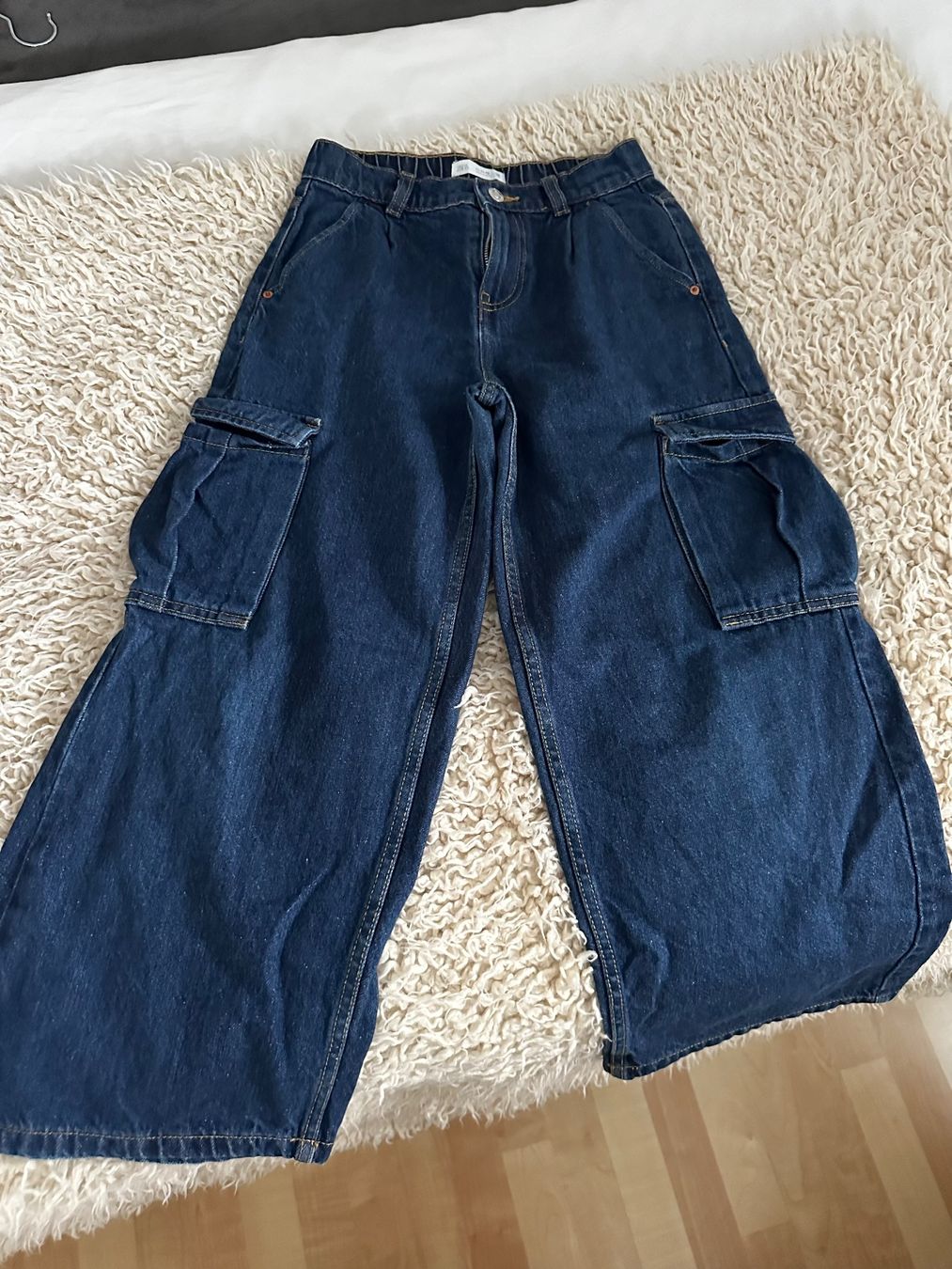 Zara Pantaloni: Jeans Mädchen 11/12 Jahre 152cm – Usato da Rapperswil BE venduto da aro_66tx