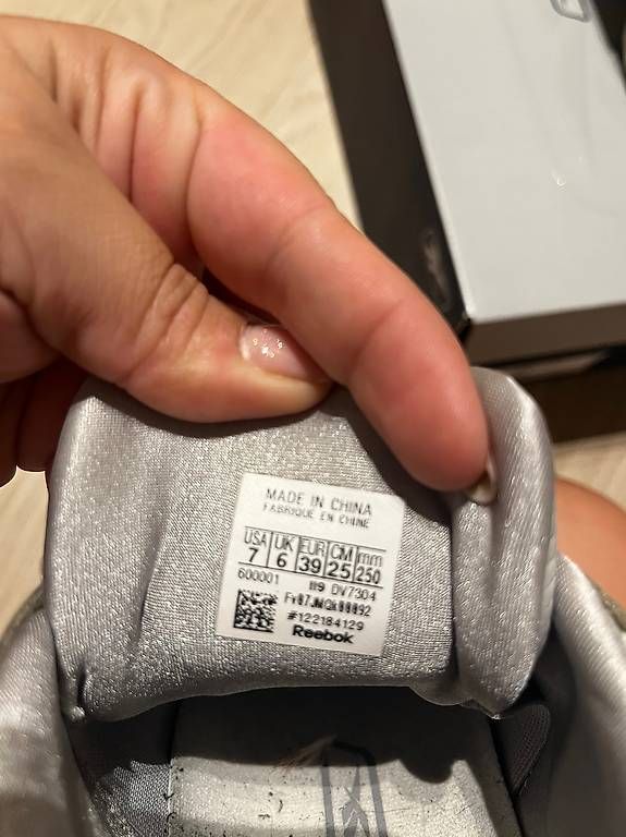 Scarpe da uomo: MISBHV REEBOK – Usato da Mendrisio venduto da yus_gtq7 1