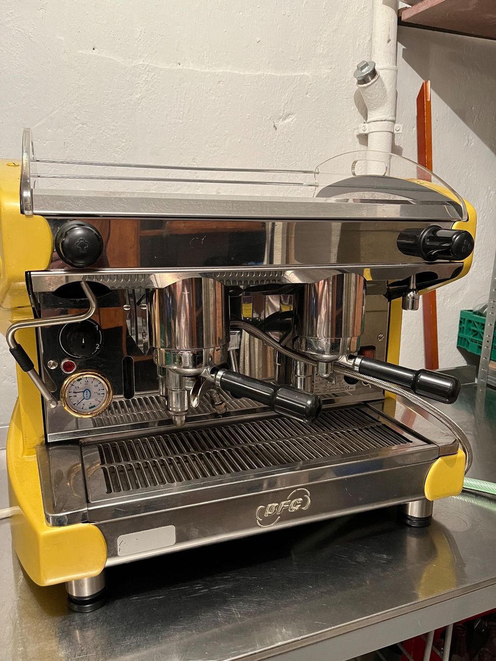 Macchine per caffè & Macchine per espresso: Professionelle Kaffeemaschine – Usato da Zürich venduto da and_82vg