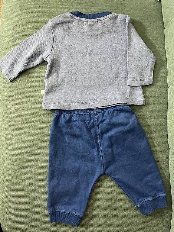 Lotti & Set di vestiti: Set mit Flugzeug von Smile aus Pullover & Hose Gr. 62  – Usato da Hettlingen venduto da SaMiViJu 1