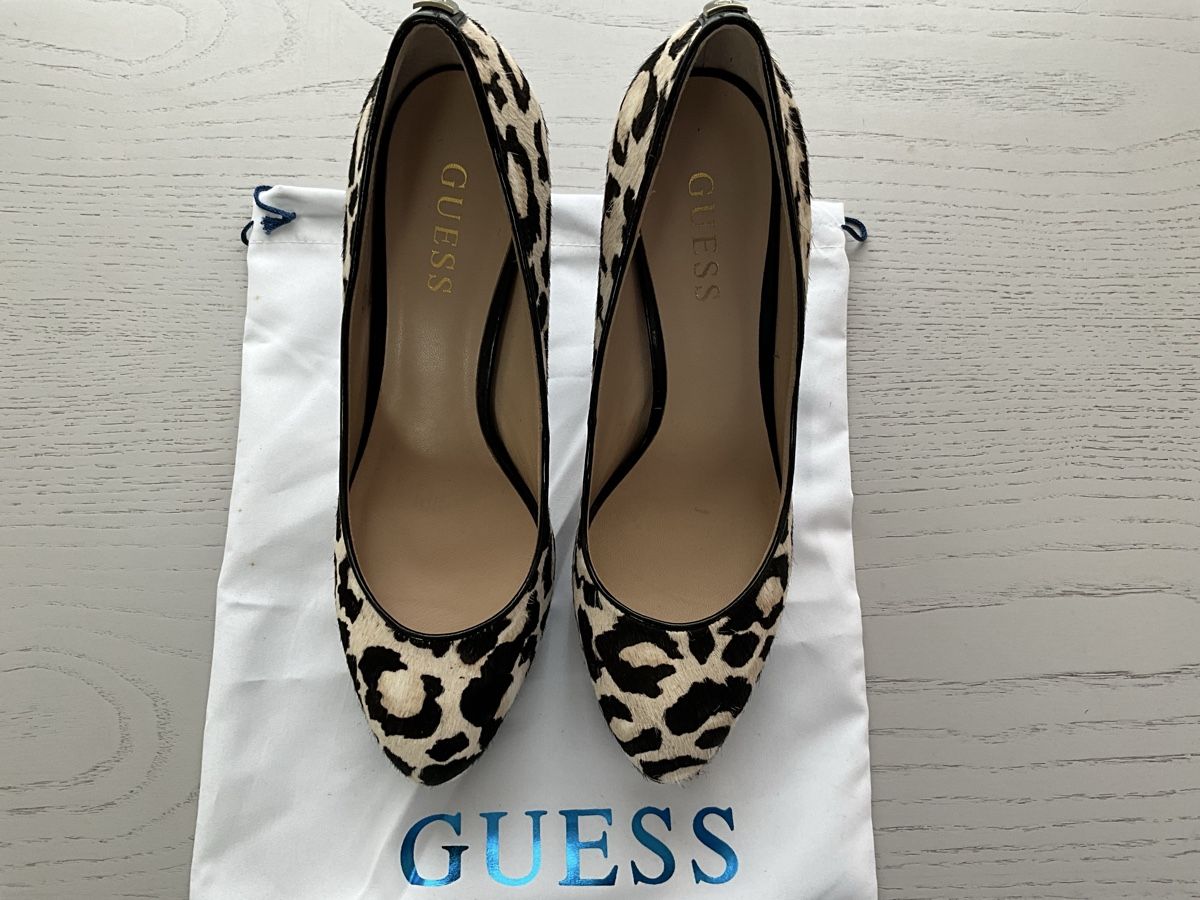 Guess Damenschuhe: Guess Leopard Print Heels, Size 6 Worn Once, Boxed! – Gebraucht aus Hurden von rac_wyf8