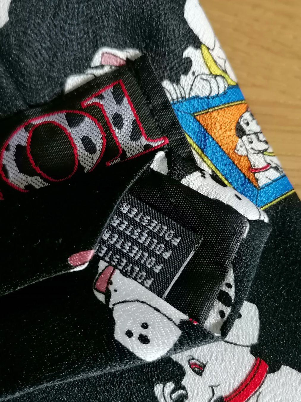 Cravatte: 101 Dalmatians Krawatte - Nr. 36 – Usato da Basel venduto da vintagecollector 3