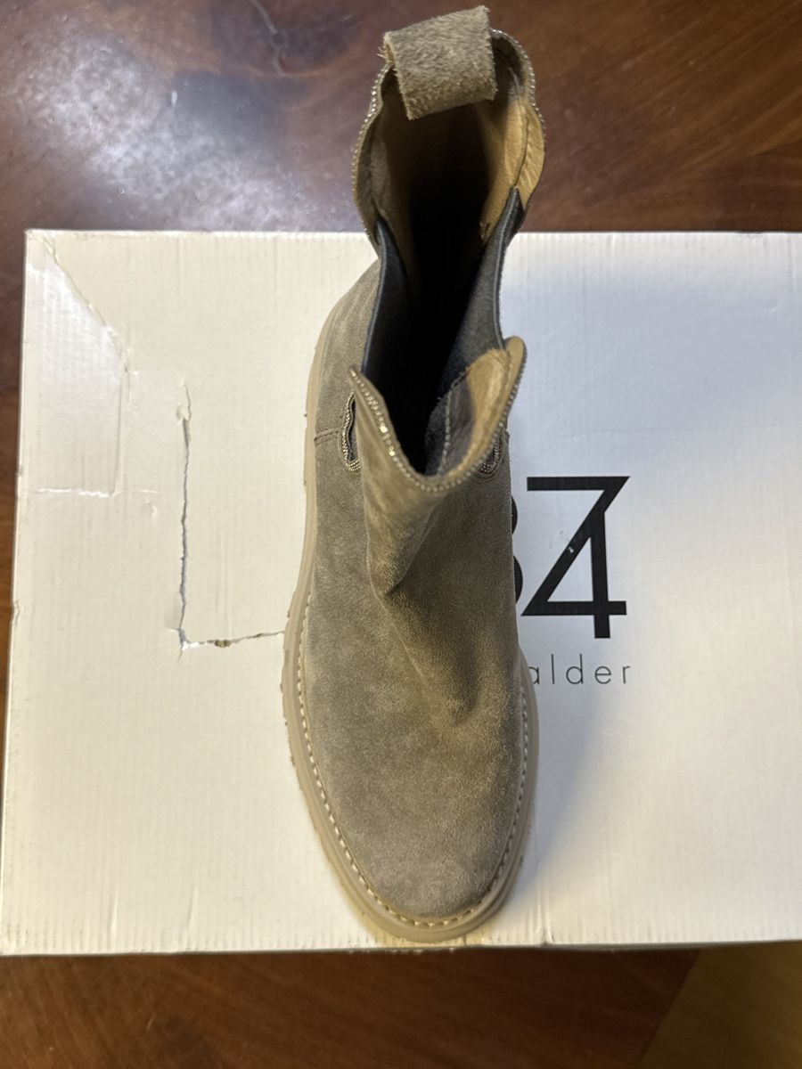 Walder Scarpe da donna: Walder Stiefelette, Wildleder grau, Gr. 38 - Neu! – Nuovo e nell'imballaggio originale da Interlaken venduto da Skandalpreis 2