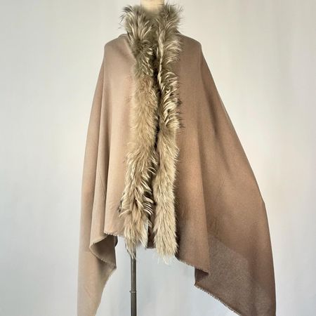 HEMISPHERE Cashmere Fur Scarf / Cape
