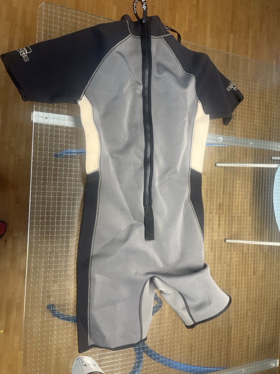 Mute per immersioni: Neopren Shorty für Kinder – Usato da Bremgarten b. Bern venduto da feusischule
