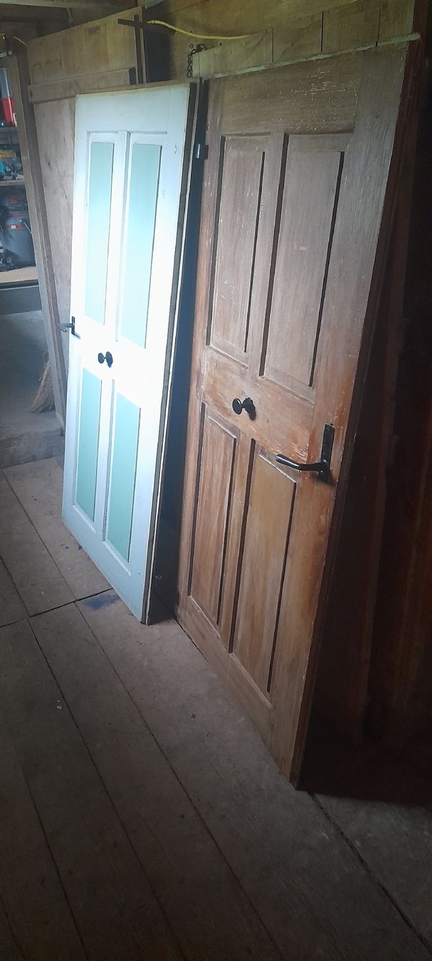 Porte: antike Türen – Usato da Nesslau venduto da Pina