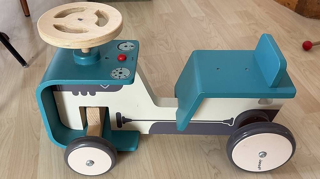 Trattori: Holztraktor – Usato da Ostermundigen venduto da Hans9