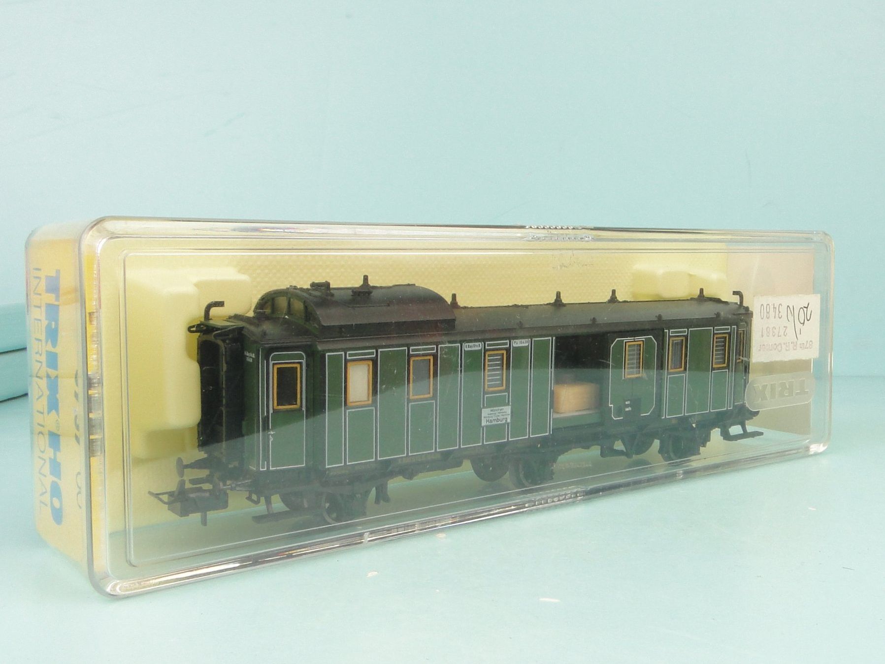 Trix Trains électriques: TRIX 3737 Oldtimer Gepäckwagen, NEU – D'occasion à Bülach par cann11 6