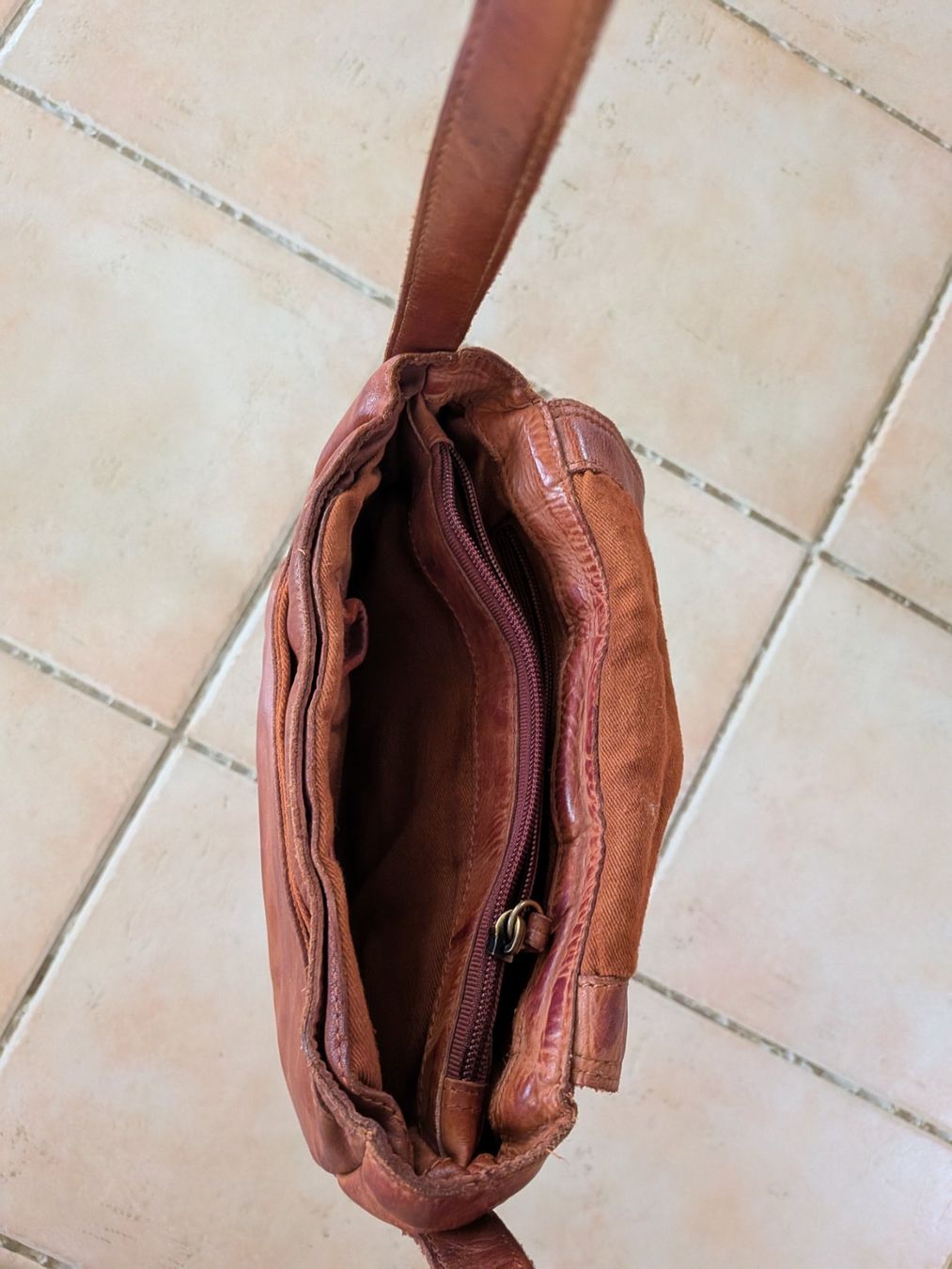Altro in  Abbigliamento & Accessori: Sac à main en cuir – Nuovo (secondo la descrizione) da Coeuve venduto da murielmumu 2