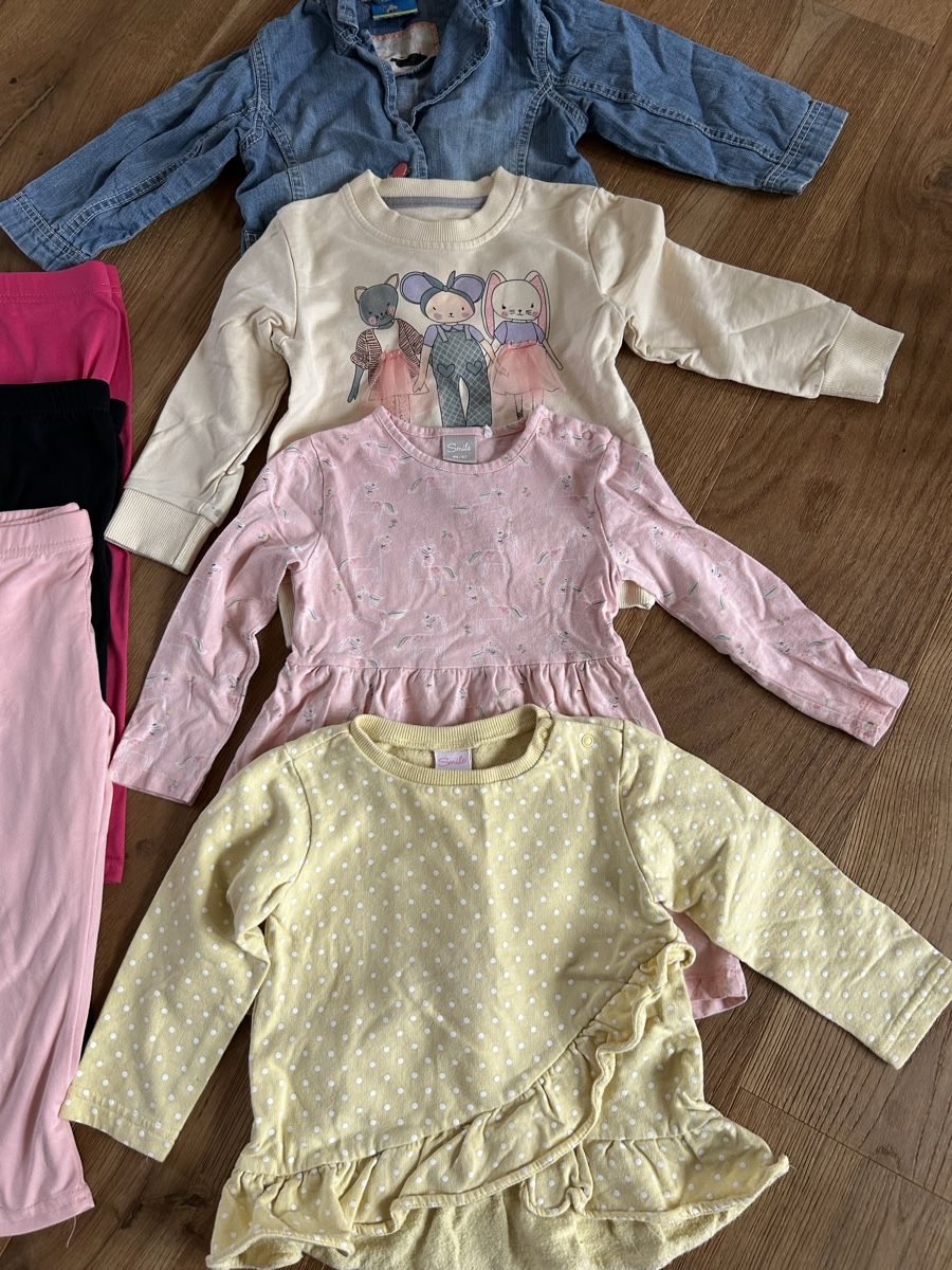 Lotti & Set di vestiti: Kinder Kleider Set Mädchen Gr.86-92 – Usato da Läufelfingen venduto da Kitty_St 1