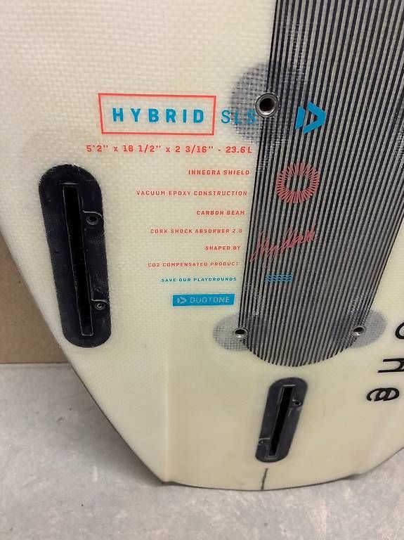 Surfboards & Schwimmbrette: Duotone Surfboard Hybrid SLS (fins included) – Gebraucht aus Zürich von max_8cpy 2