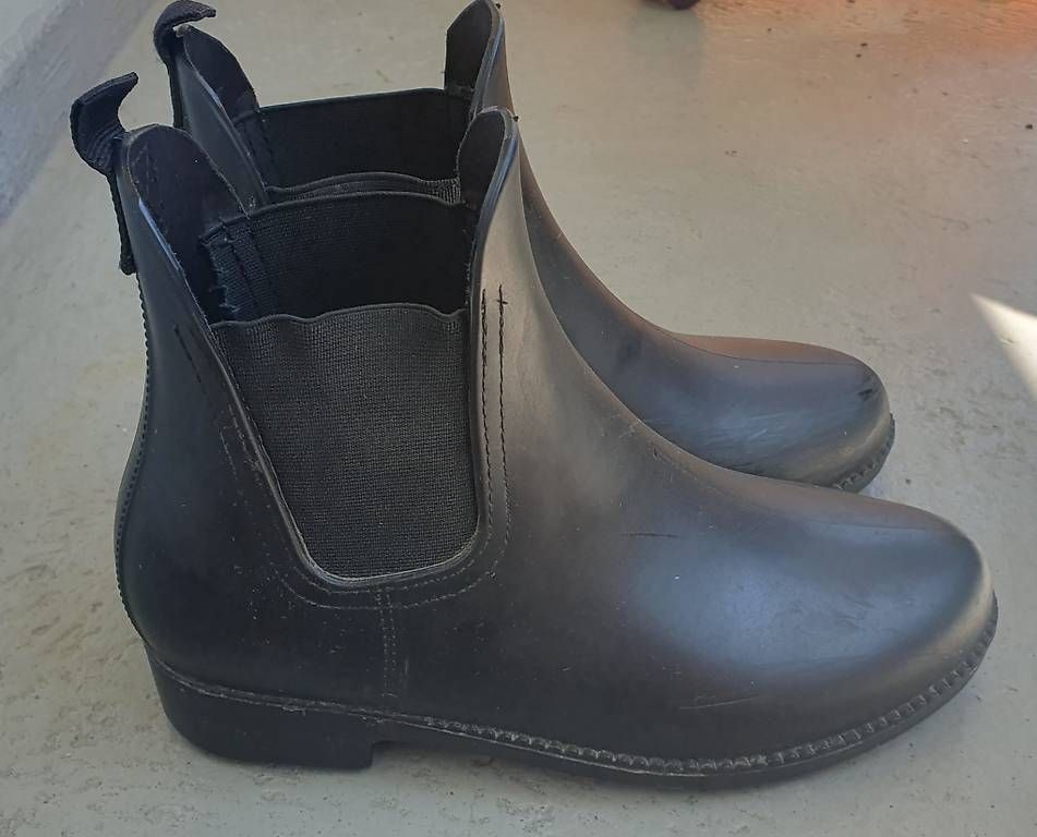 Chaussures hommes: Reitschuhe – D'occasion à Wolfhausen par lho_lg9y