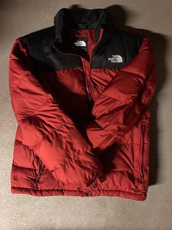 superbe veste north face taille S en très bon état
