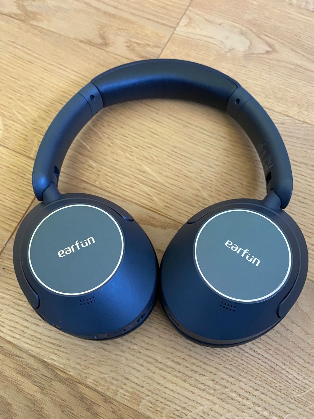 Cuffie: EarFun WavePro / ANC over Ear Kopfhörer / Bluetooth – Nuovo (secondo la descrizione) da Kägiswil venduto da roemsan