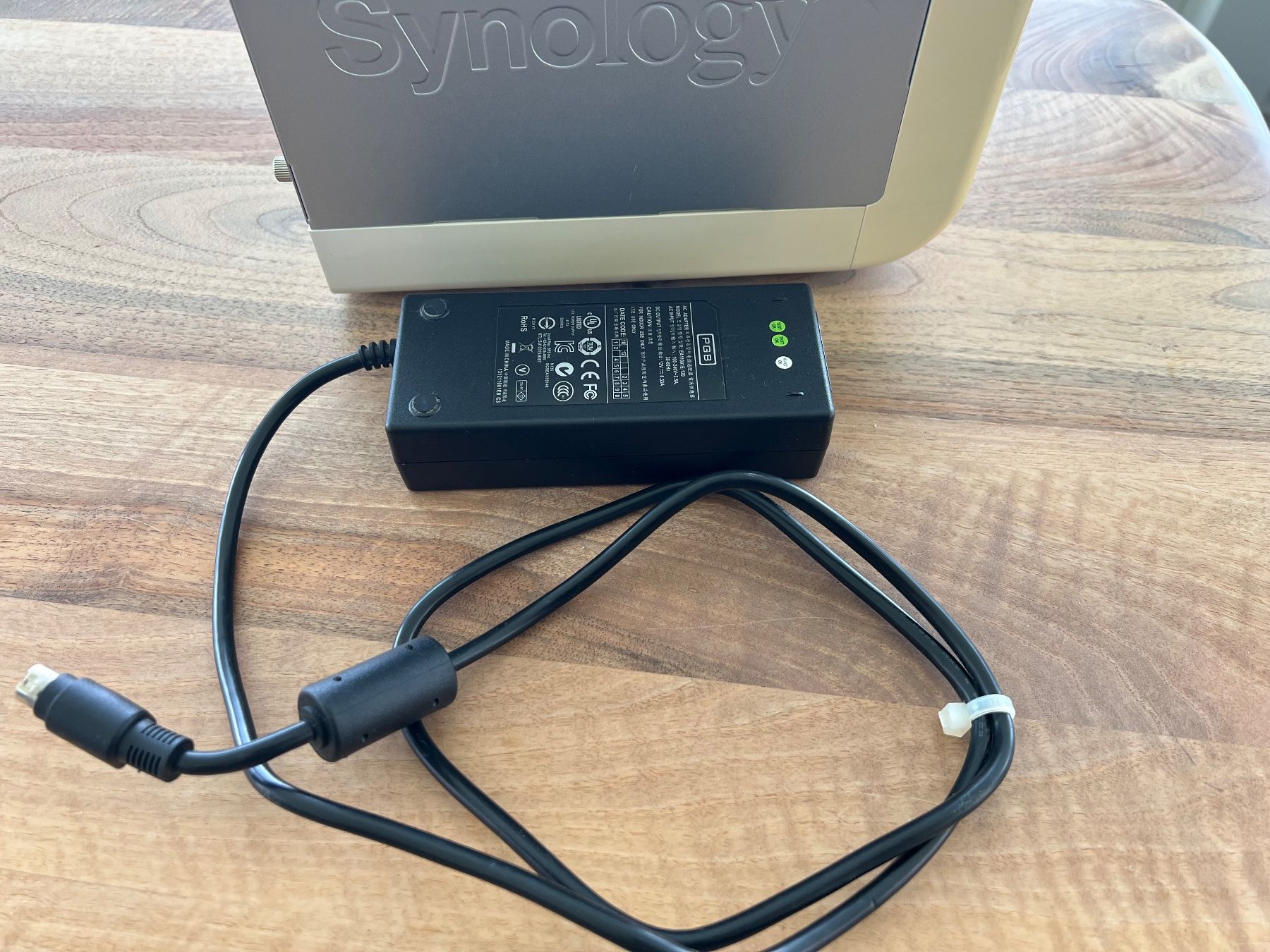 Synology Server: Synology Nas DiskStation DS411j – Gebraucht aus Kehrsiten von Schori8 5