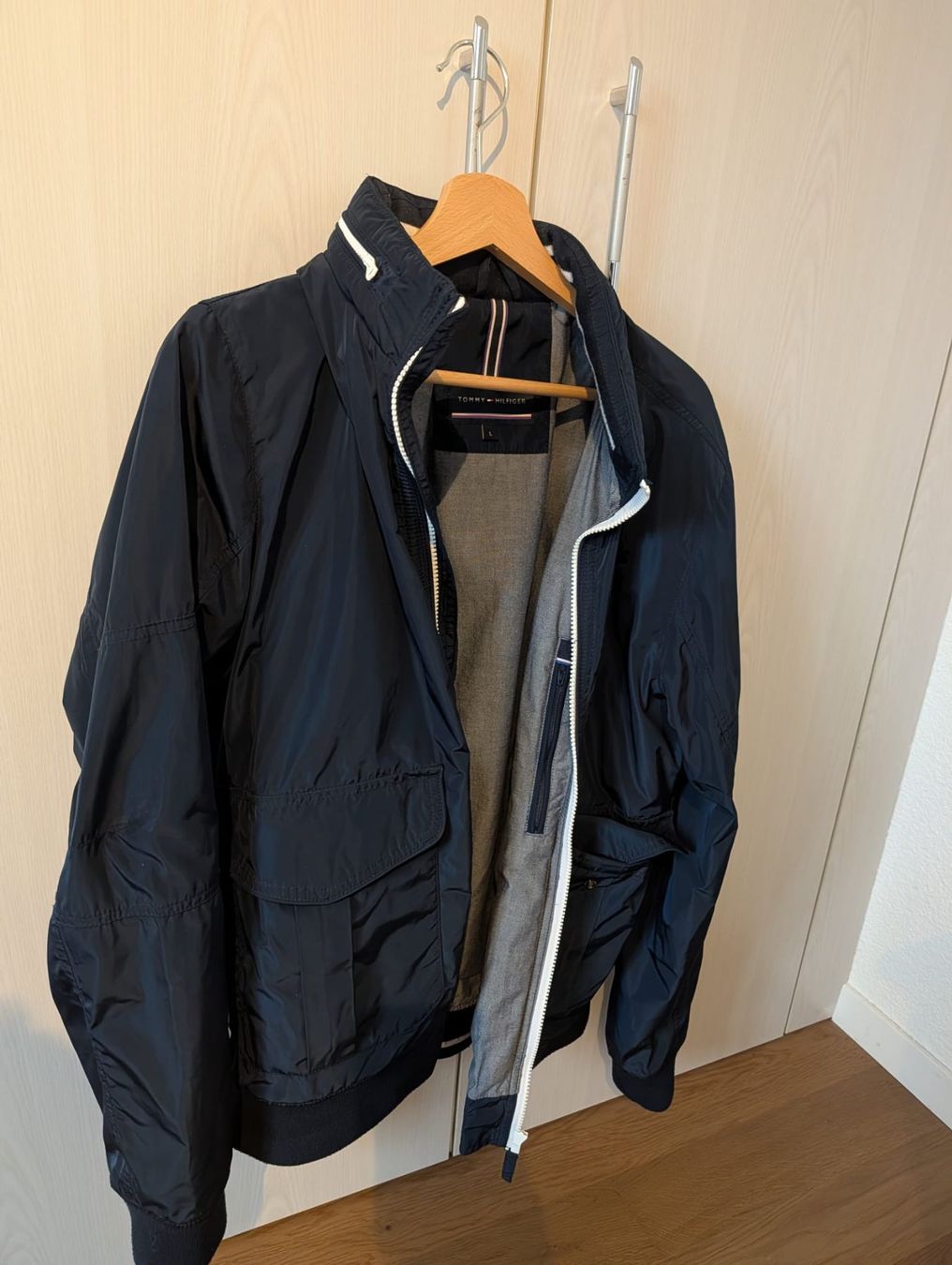 Tommy Hilfiger Giacche: Tommy Hilfiger Übergangsjacke – Usato da Lengnau AG venduto da Stook87 2