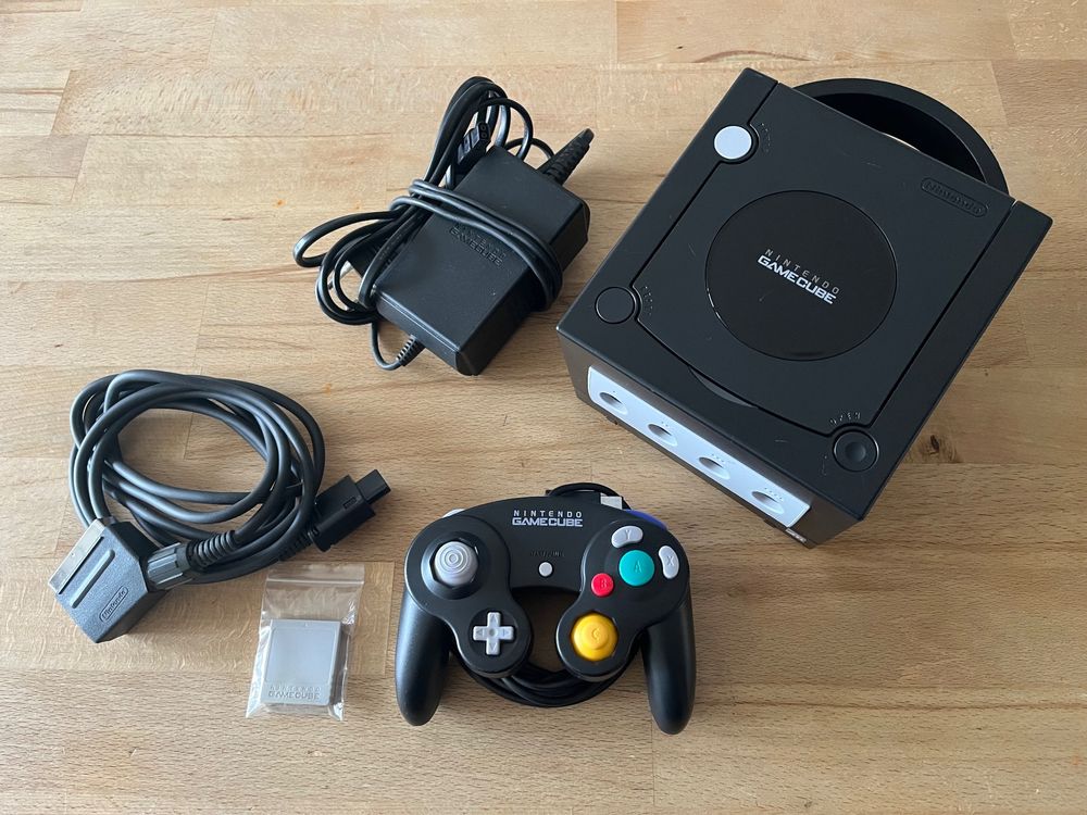 Nintendo GameCube + Zubehör, original RGB-Kabel DOL-013 inkl (Gebraucht ...