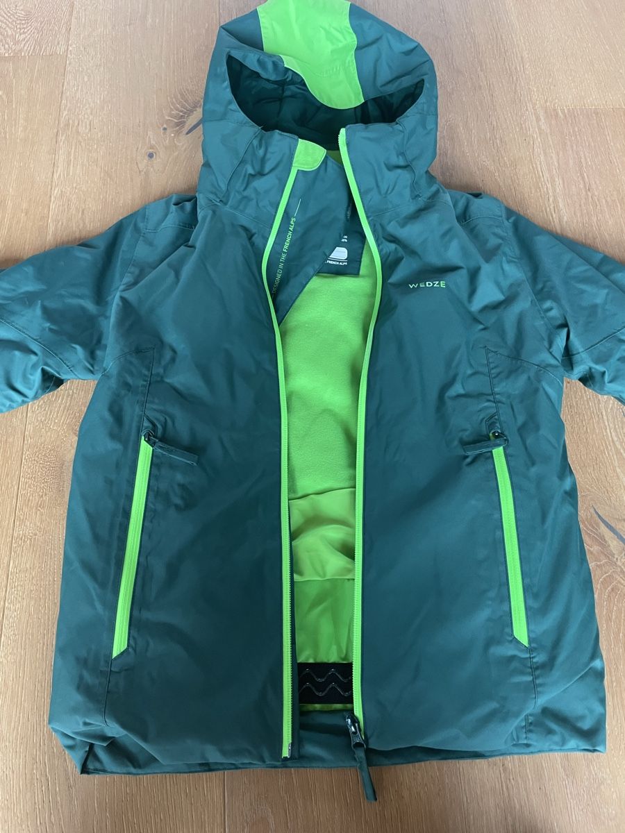 Decathlon Giacche & Cappotti: Winterjacke / Skijacke – Nuovo (secondo la descrizione) da Aarwangen venduto da erd_ngx8 1