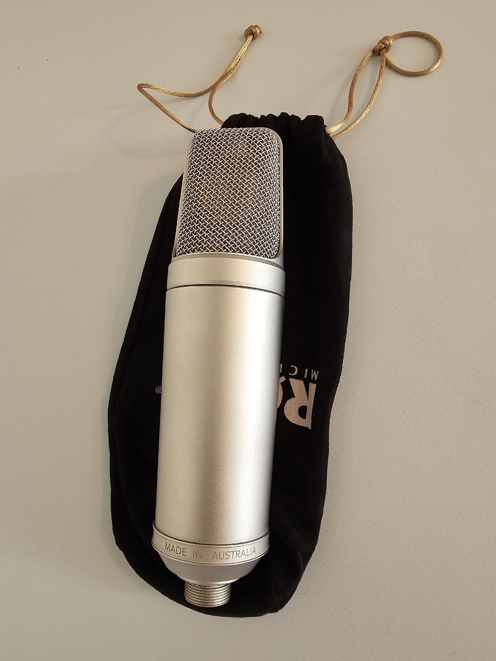 Røde Mikrofone: RODE NT2-A Studio Microphon – Gebraucht aus Bern von oscarAC 3