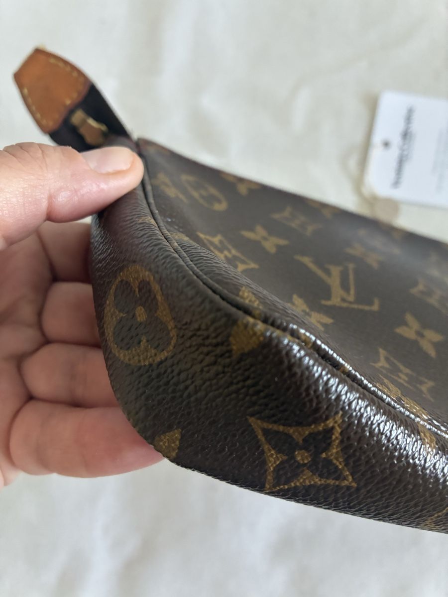 Louis Vuitton Borse da donna: Louis Vuitton Pochette Accessoires Cherry Monogram Murakami  – Usato da Basel venduto da ars_r7xd 6