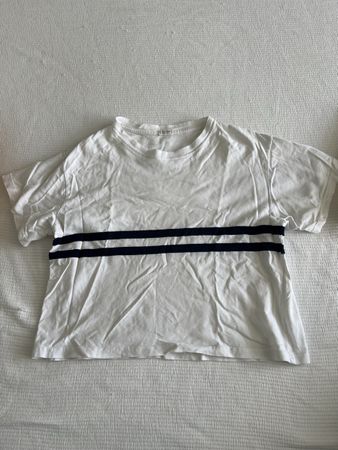 Brandy Melville T-shirt mit Streifen 