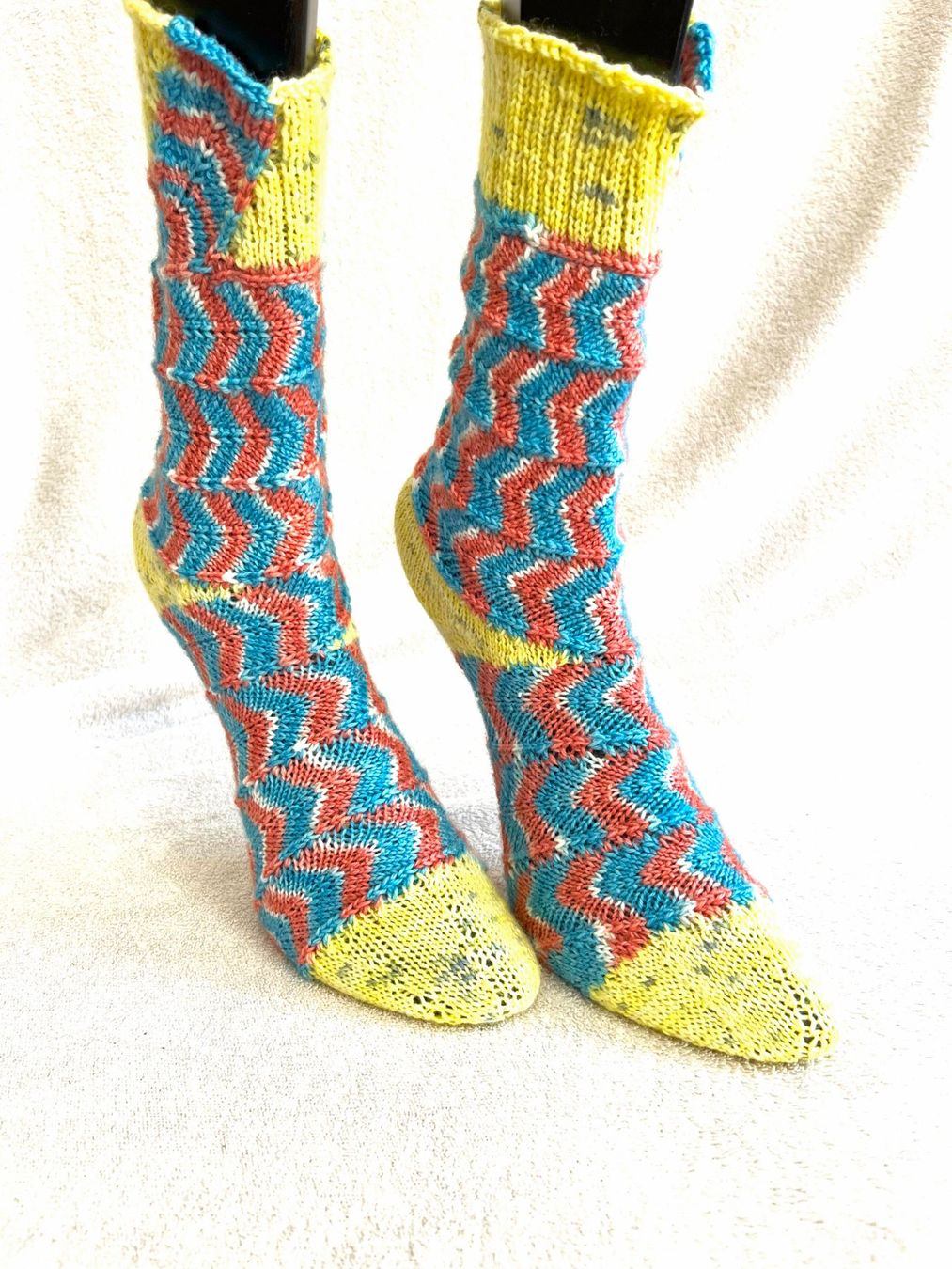 Socken: Handgestrickte Socken,  Gr.36/37 – Neu und originalverpackt aus Thun von jamto2