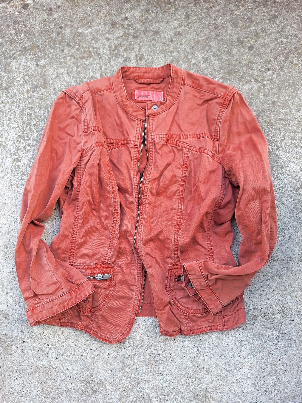 Esprit Giacche: Damen Jacke esprit grosse 36 – Usato da Kandersteg venduto da Zwiepi