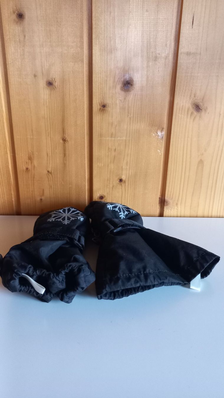 H&M Guanti: Kinder Handschuhe – Usato da Beckenried venduto da Wmarcie 5