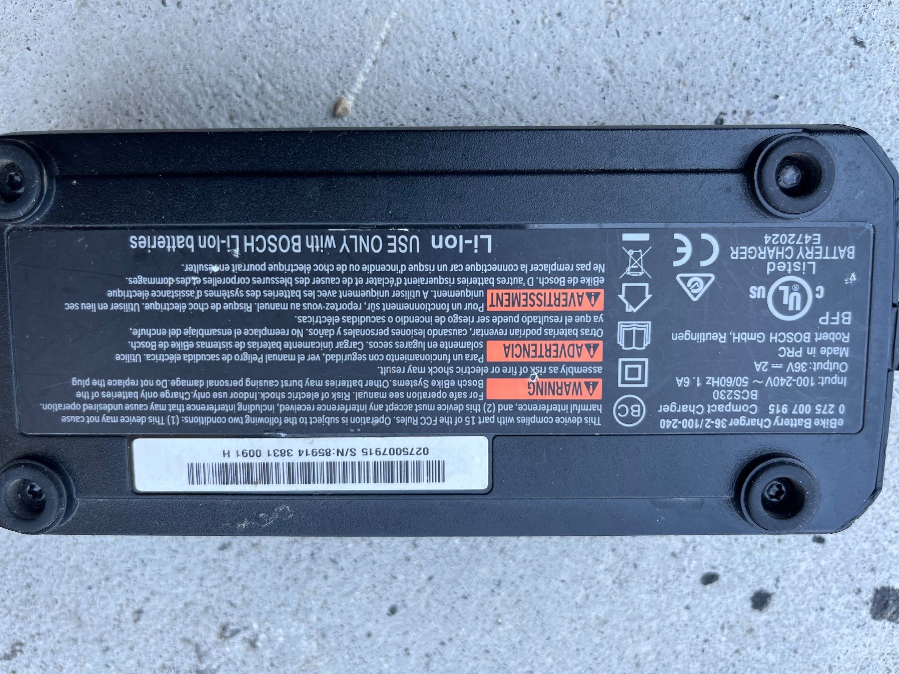 Bosch Chargeurs: Bosch ebike Ladegerät 2A – D'occasion à Eggersriet par Knorrli6 1