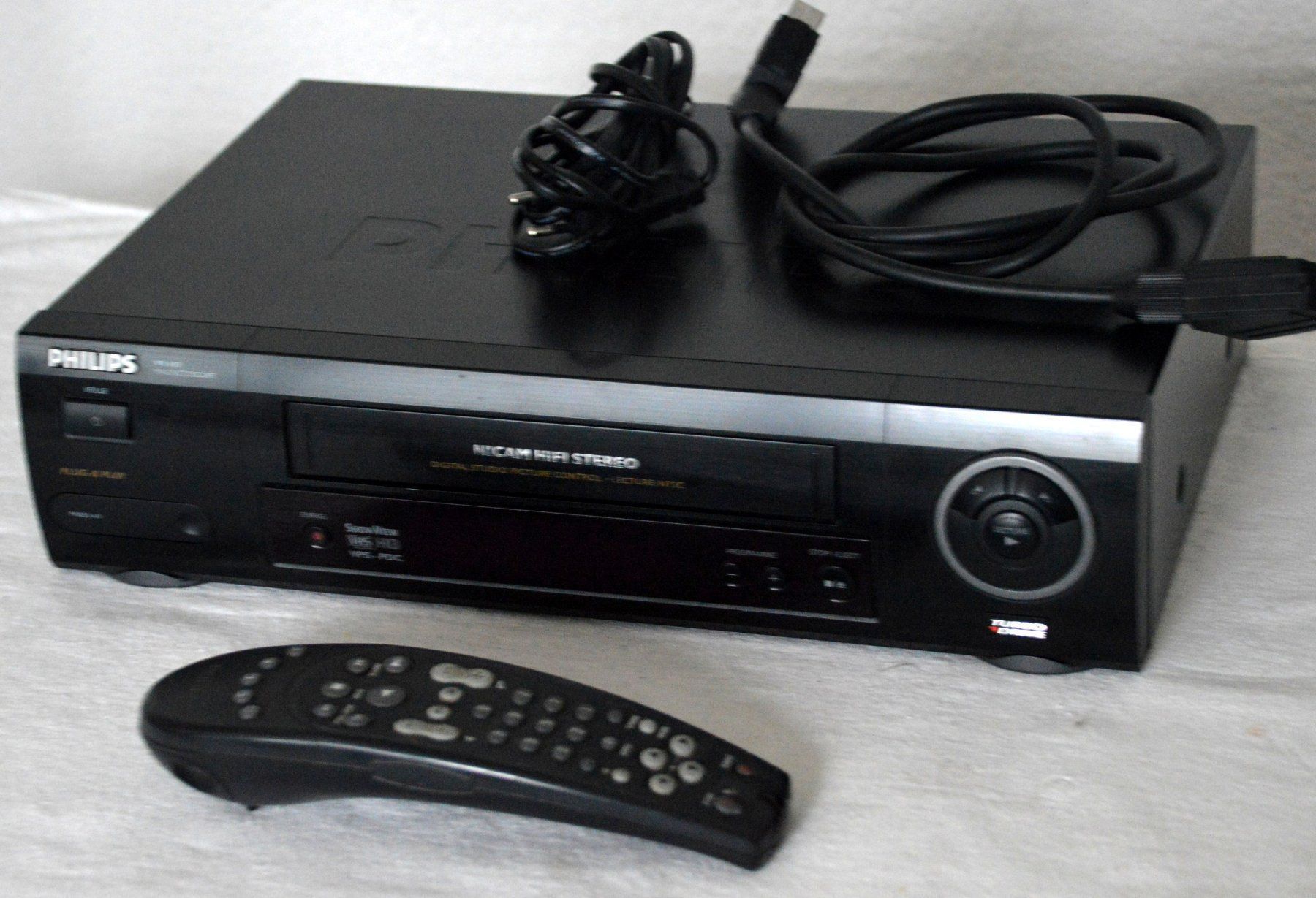 Philips Registratori: Videorecorder / magnétoscope VHS  Philips VR600 – Usato da Collonges venduto da arashee 1