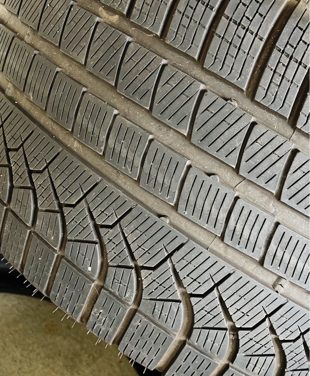 Pirelli Pneumatici & Ruote complete: Pirelli P Zero Winter 255/40 & 285/35 – Usato da Froideville venduto da kcy3ssm 6