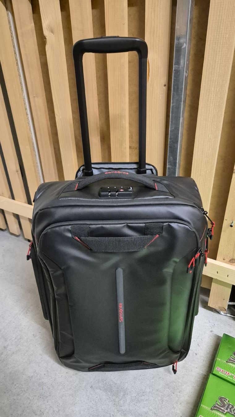 Altro in Aeronautica: Samsonite Ecodiver Reisetasche mit Rollen, 55cm – Usato da Zürich venduto da kirkfdjg 1