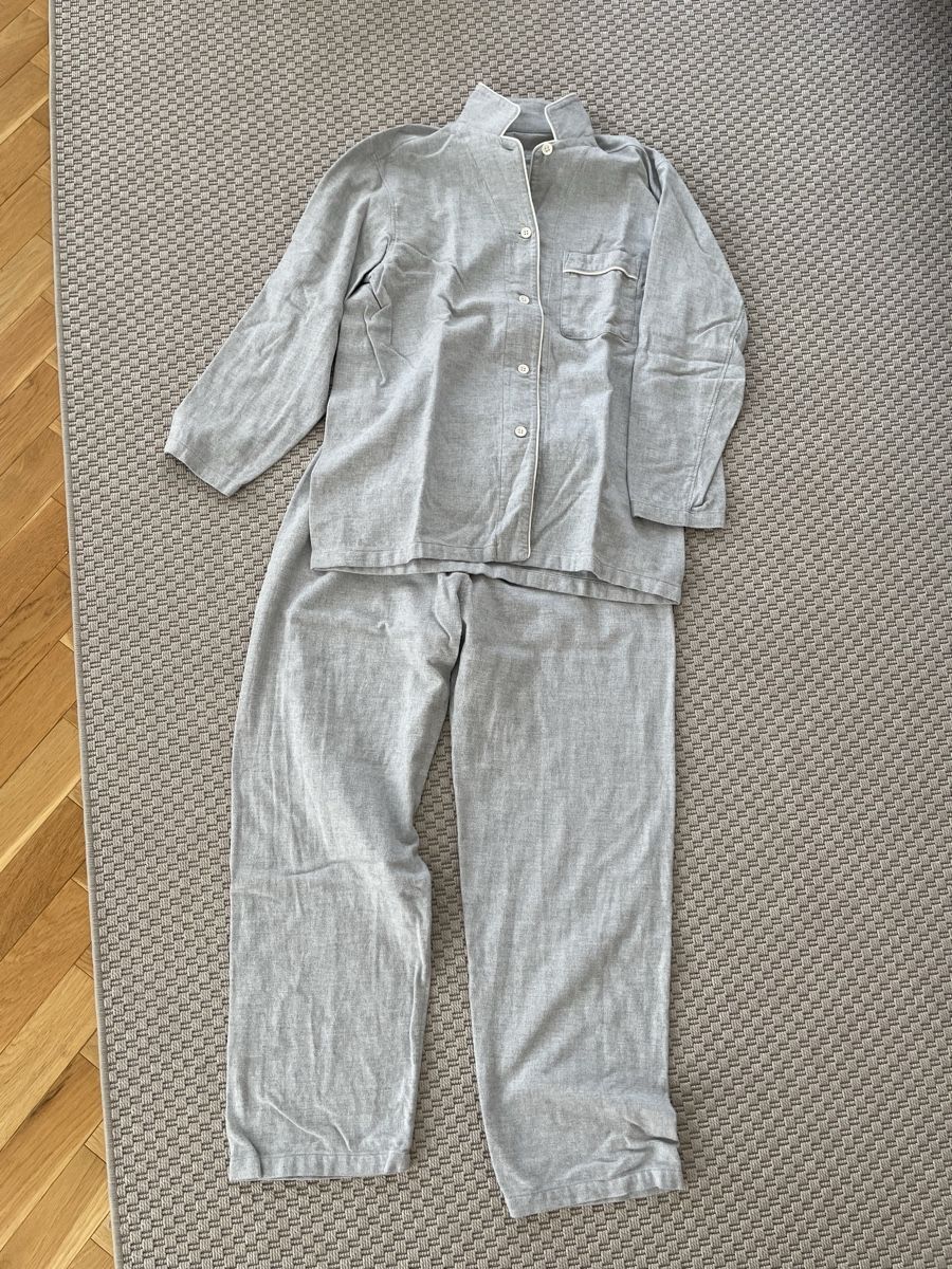Negligees & Pyjamas: Muji Flannel Pyjama Set, Gr. M – Neu (gemäss Beschreibung) aus Zürich von katidust