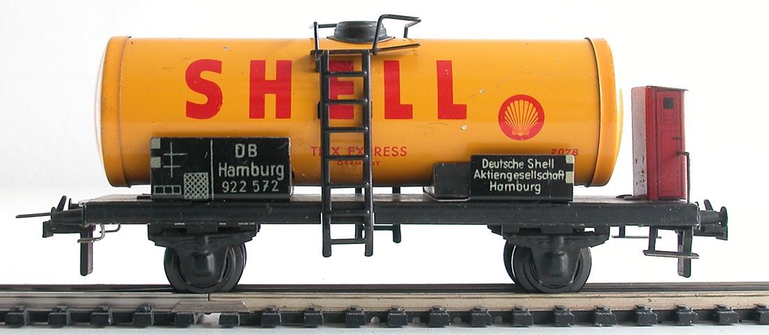 Trix Modellini di ferrovie: Trix Express Kesselwagen SHELL der DB Spur H0 – Usato da Oberwil BL venduto da Klang 1