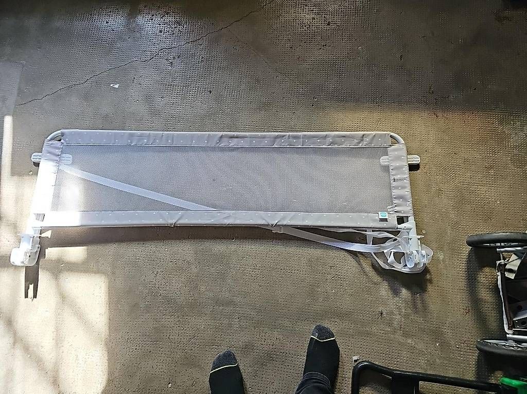 Lauf- & Sicherungsgitter: Bettgitter  150 × 60 – Gebraucht aus Kerzers von rog_2dg9 1