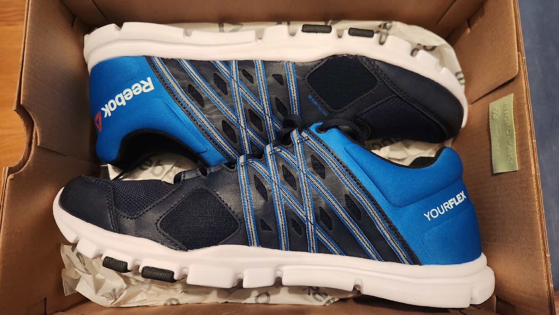 Chaussures hommes: Reebok Yourflex Train 8 – Neuf avec emballage d'origine à Sierre par Golfiste16 1